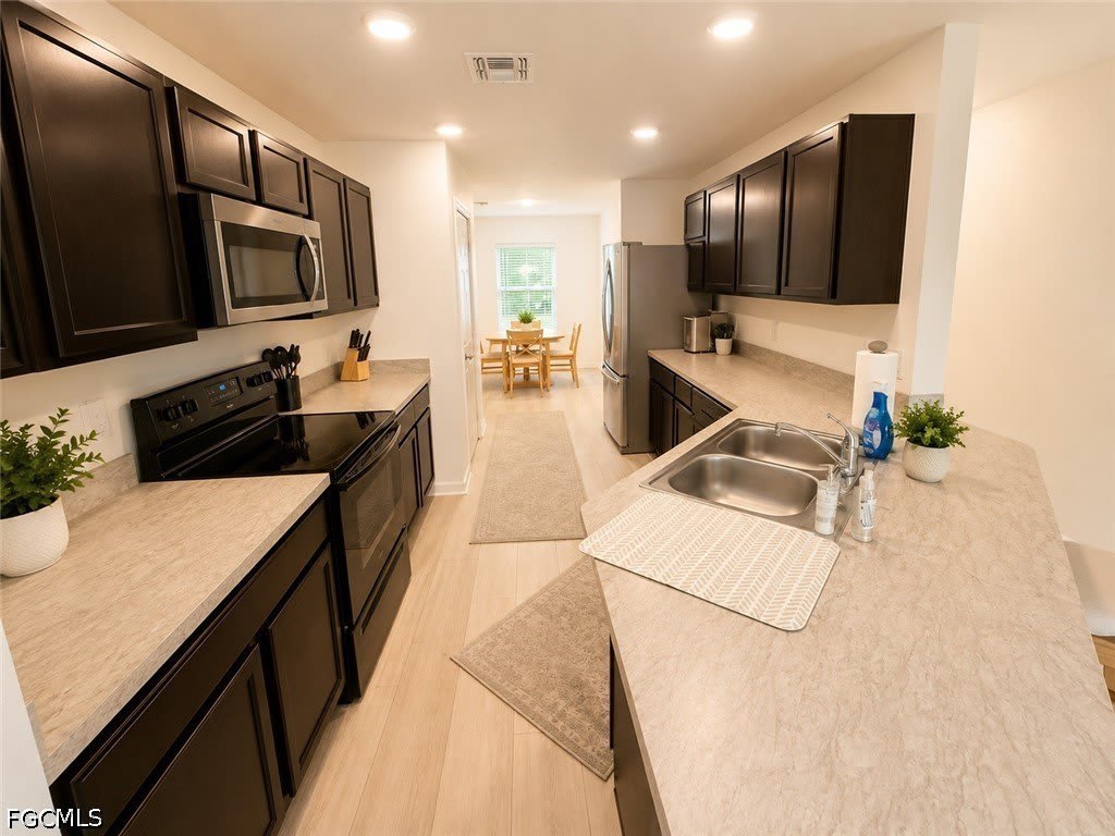 120 NW 25th Avenue – photo 5