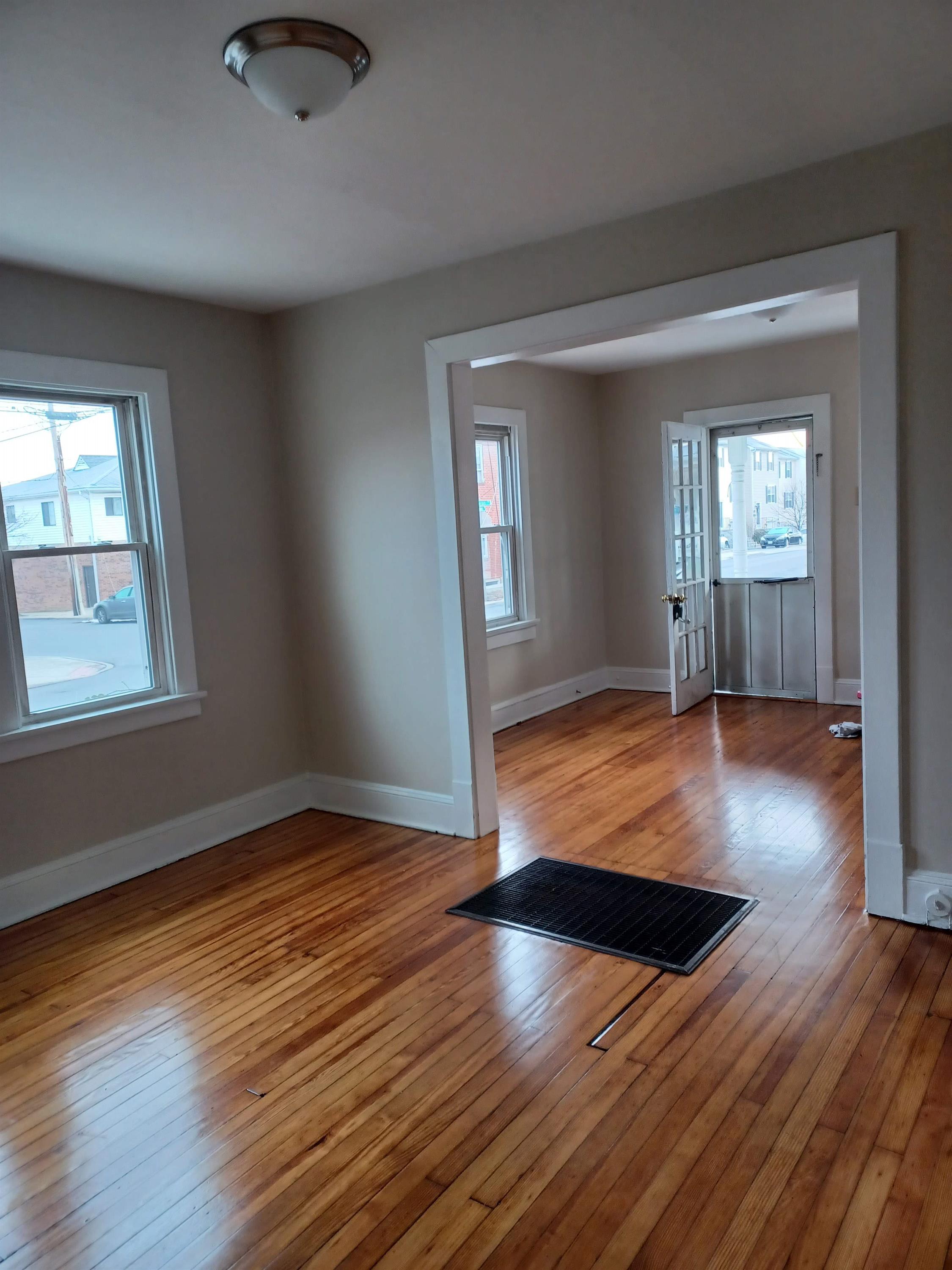 1001 S. Cameron St. – photo 5