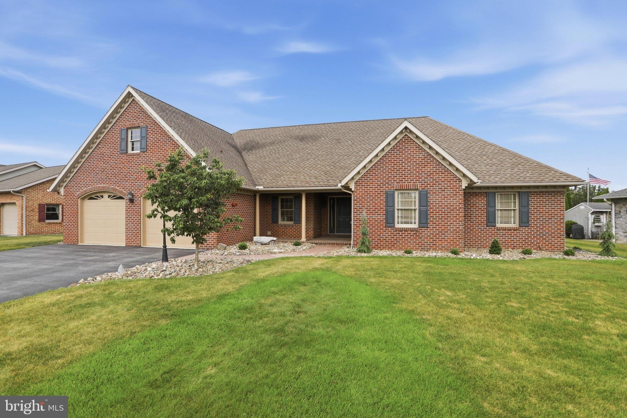 321 SUELINN DRIVE – photo 1