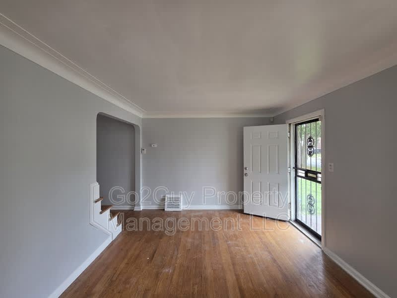 18472 Meyers – photo 3