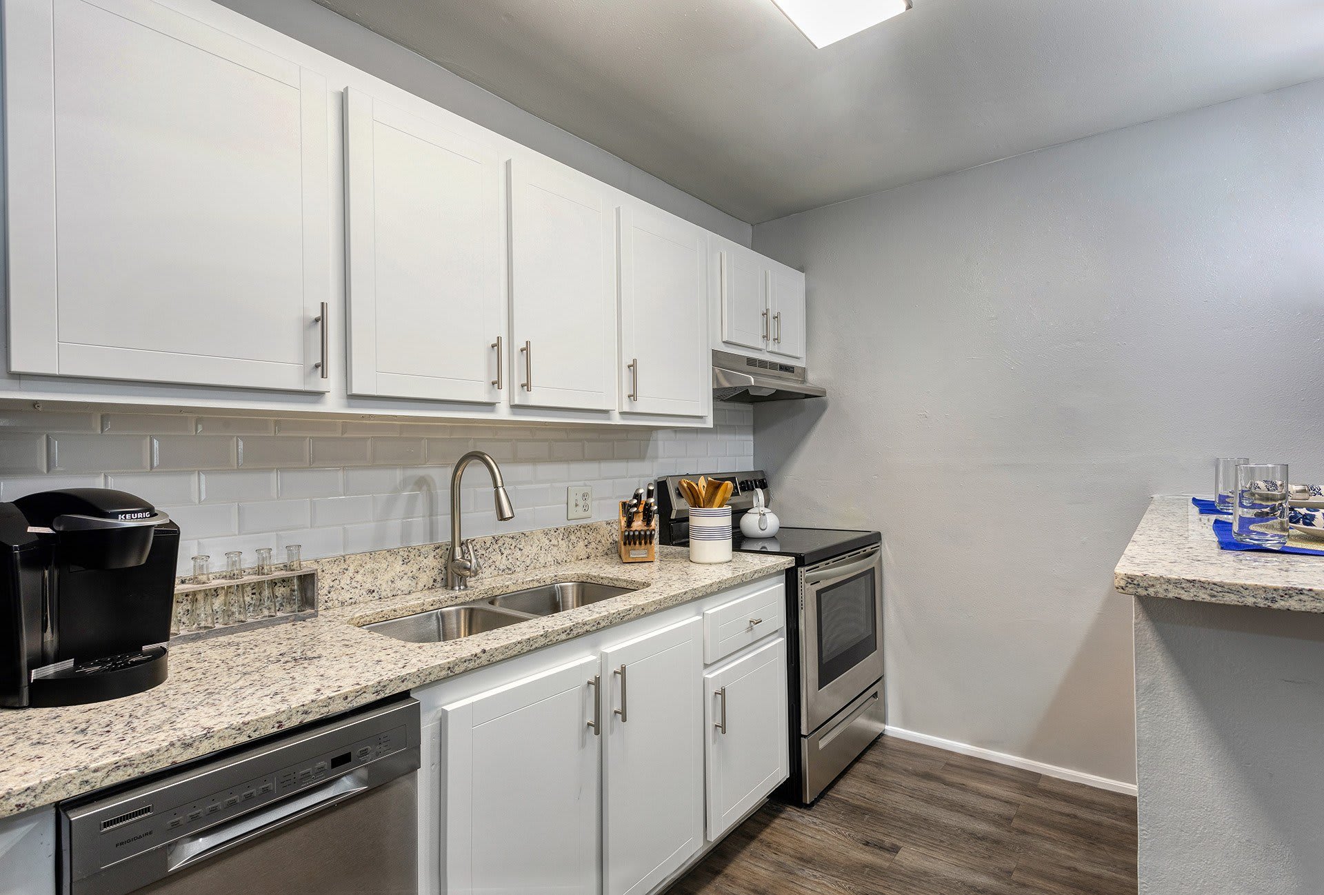Sherwood Oaks – photo 4