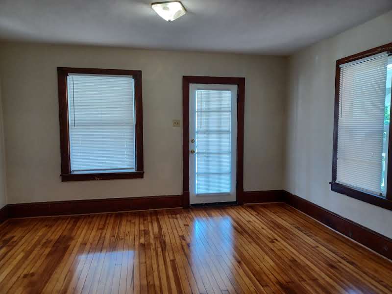 346 Gray Avenue – photo 3