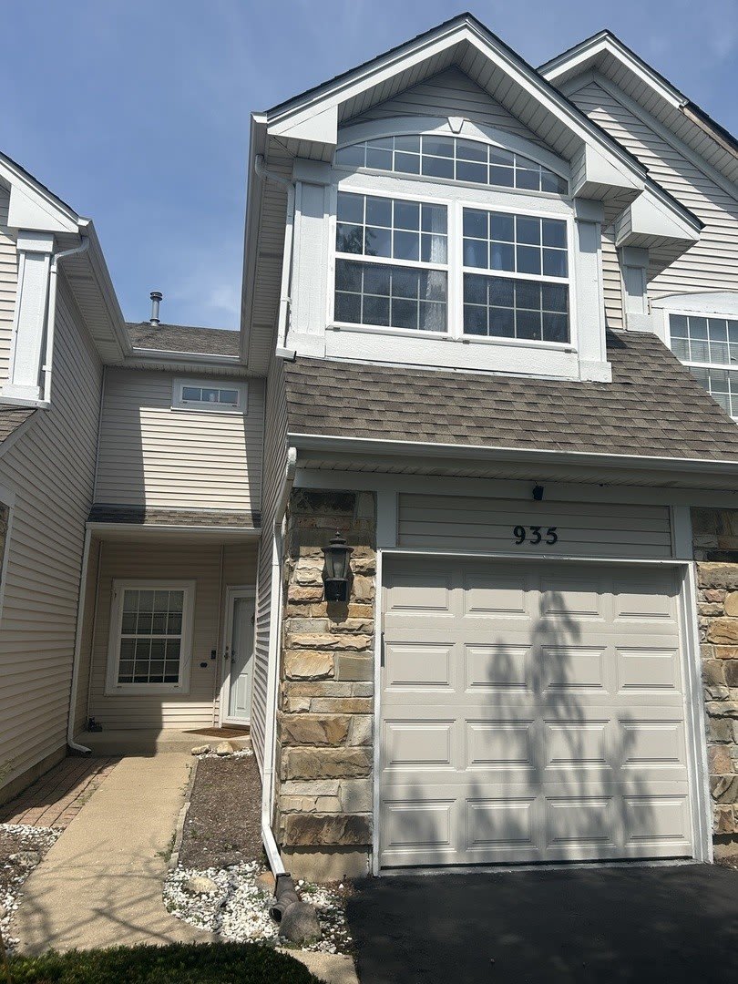 935 Viewpoint Drive – photo 2
