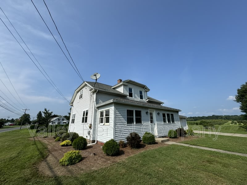 38 East Street – photo 2