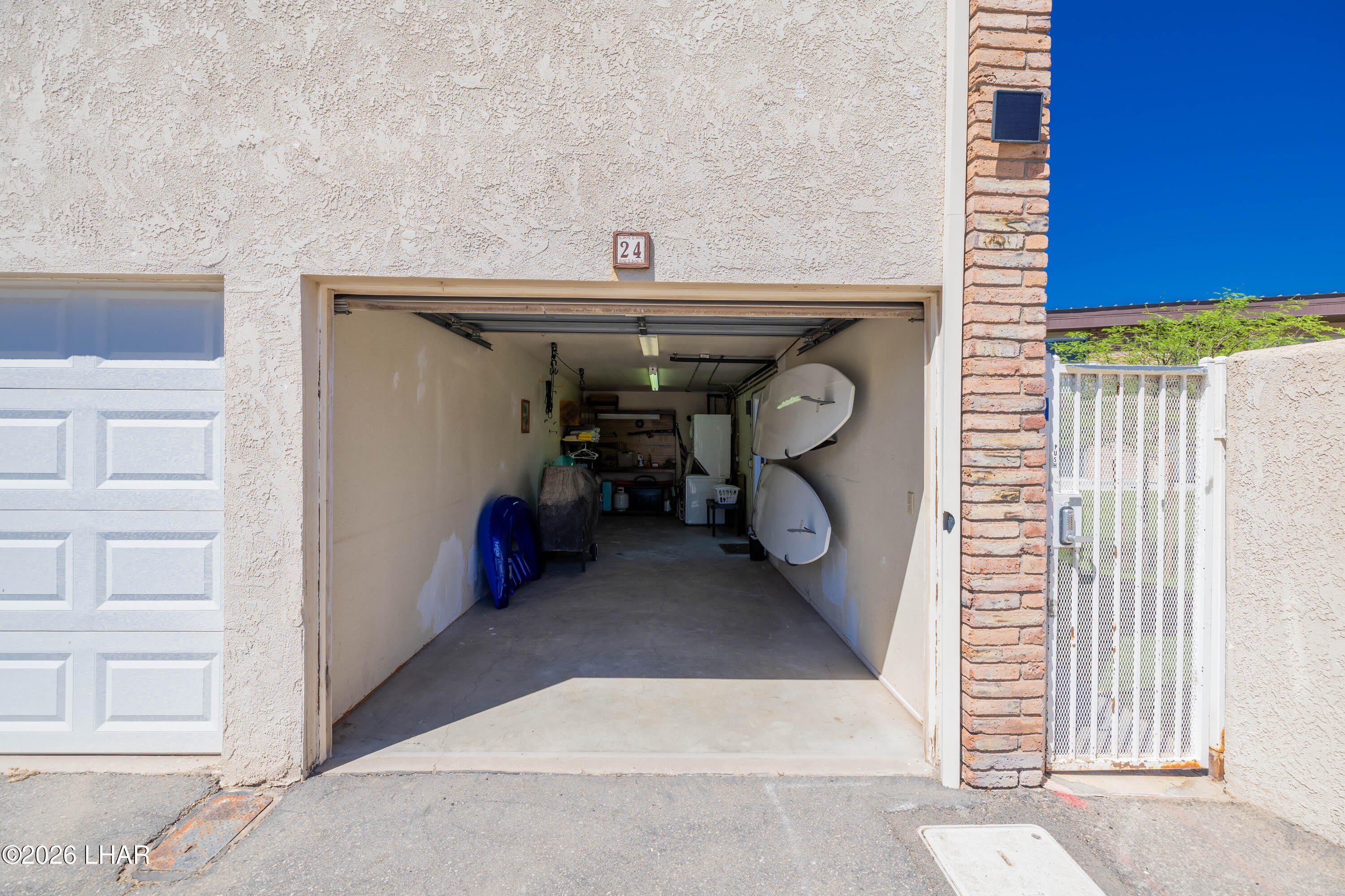 9170 Riverside Dr – photo 4