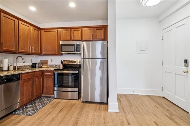 3918 BARONNE Street – photo 5