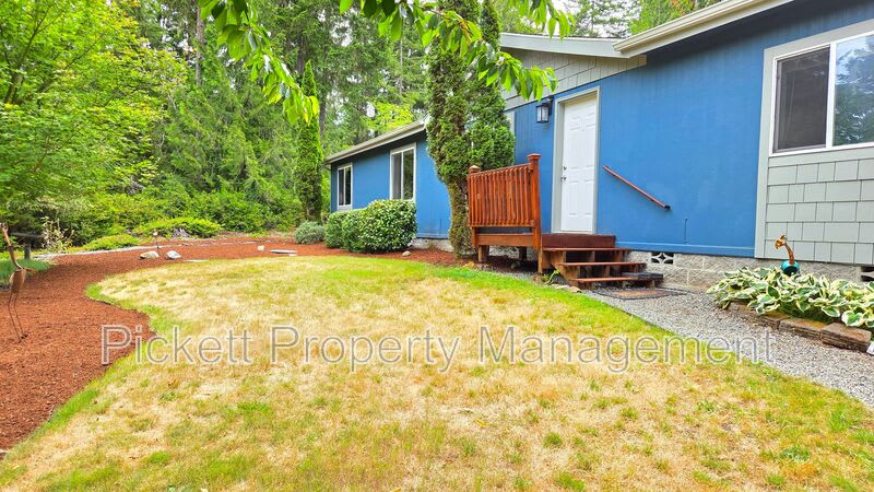 331 Dewatto Rd W – photo 4