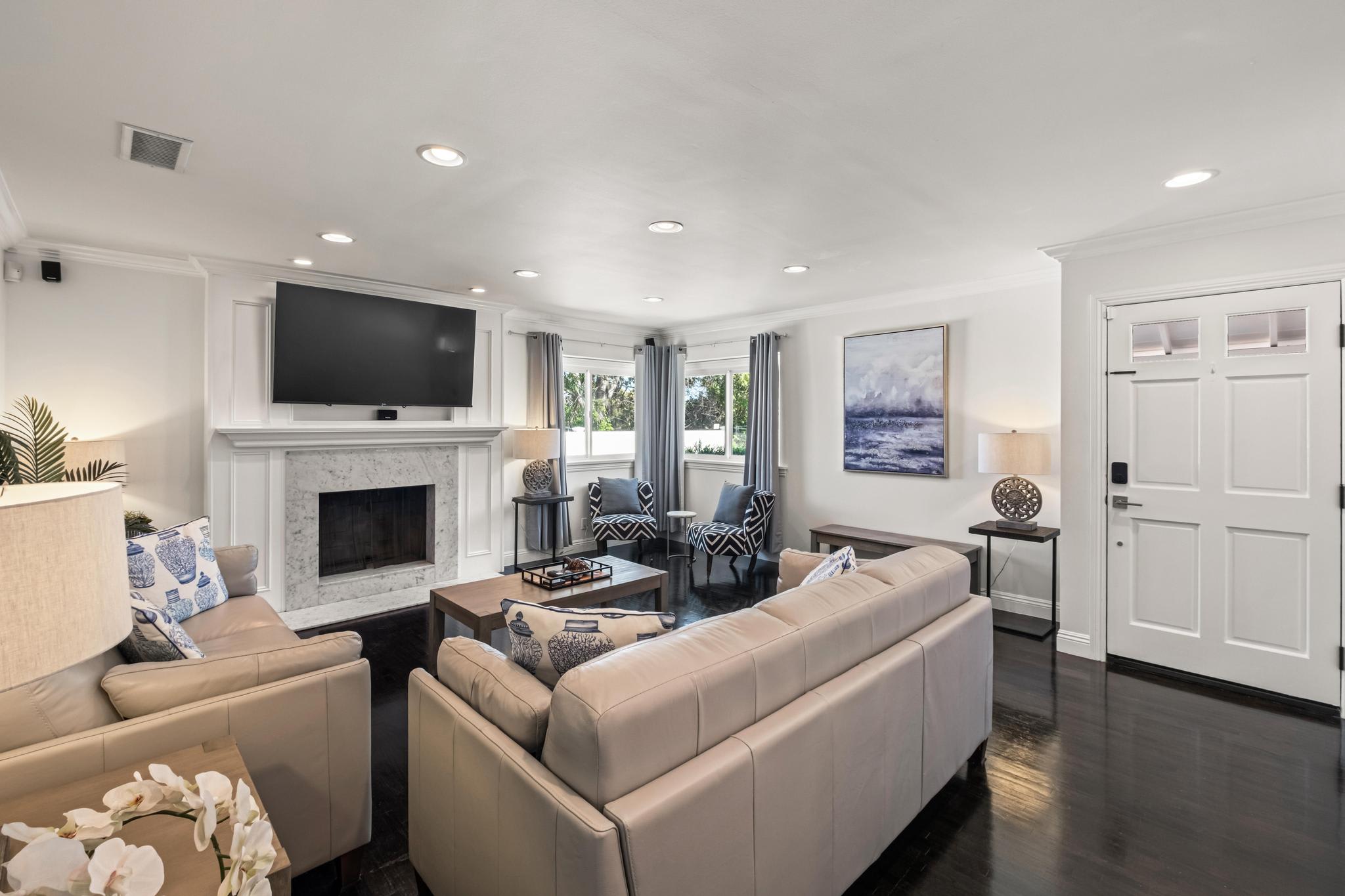 2219 Estribo Dr – photo 4