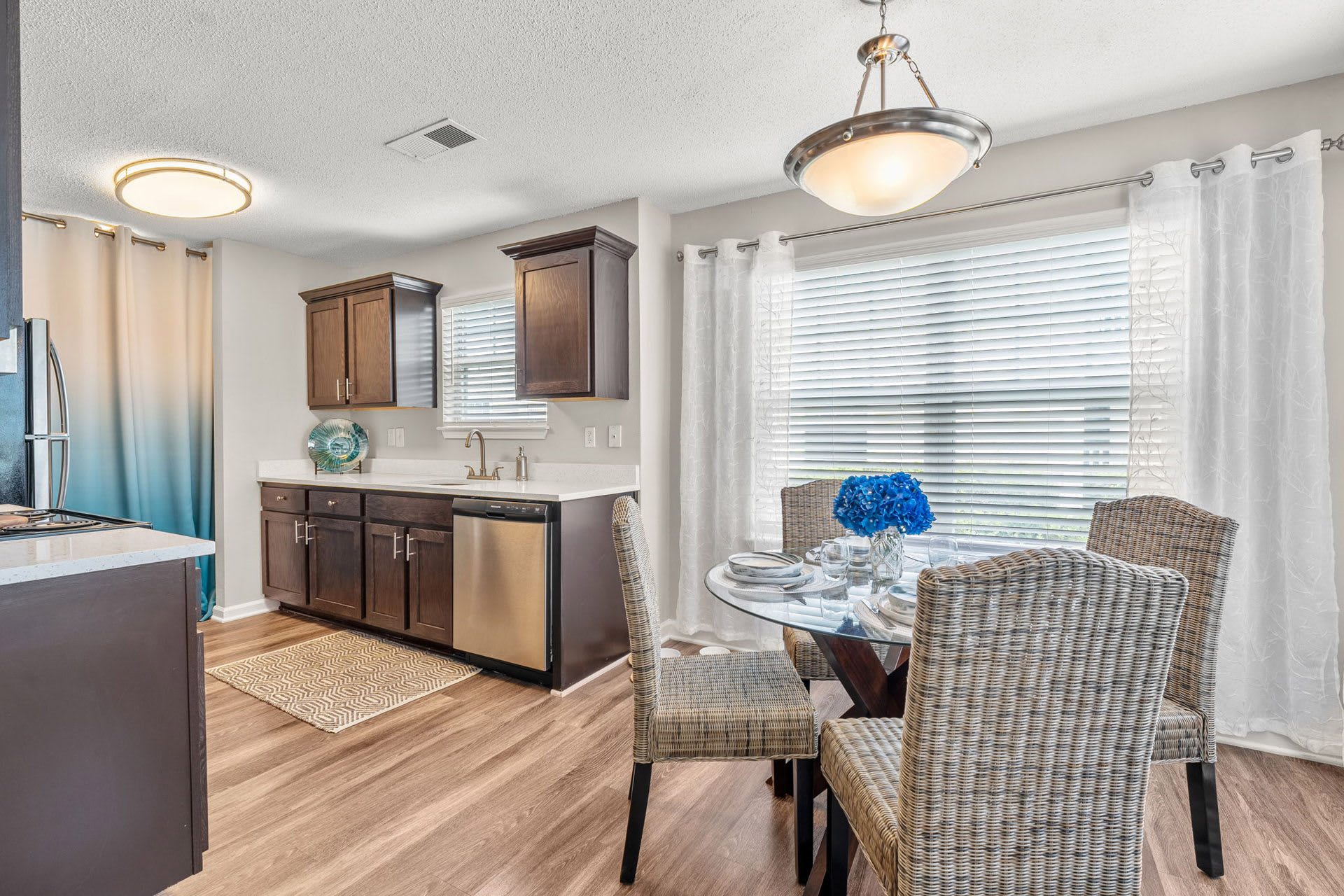 Flintlake Apartments – photo 3