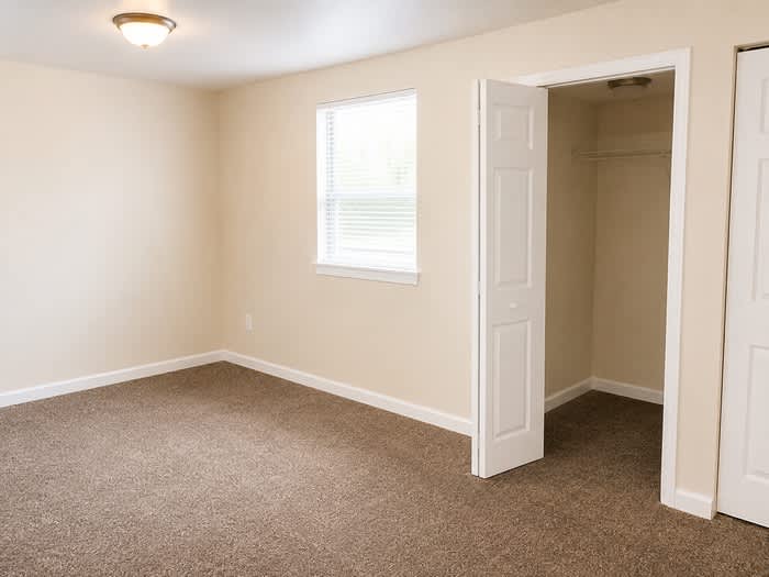2831 North Oak Harbor Road – photo 2