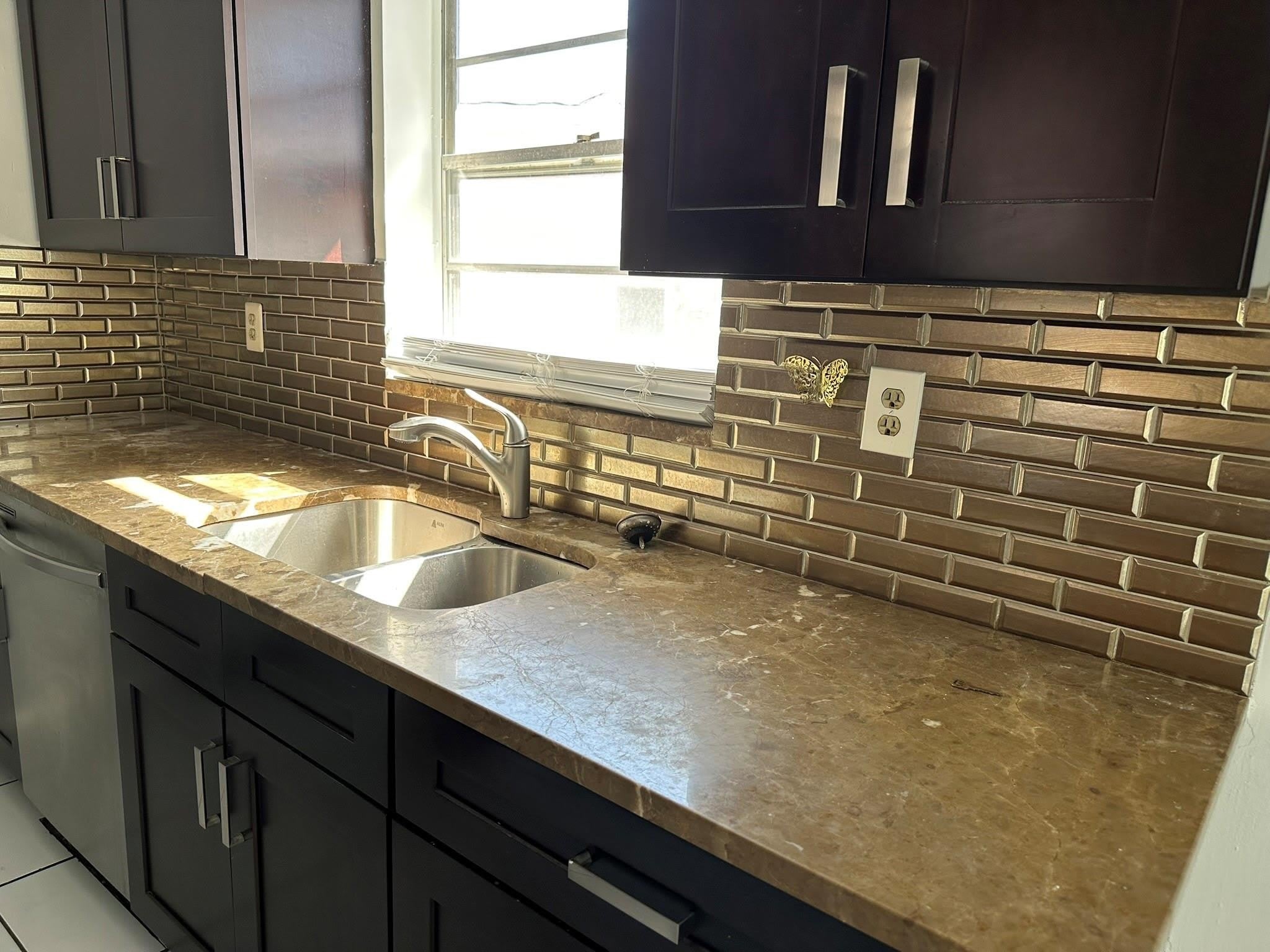 1705 Adams Street – photo 5