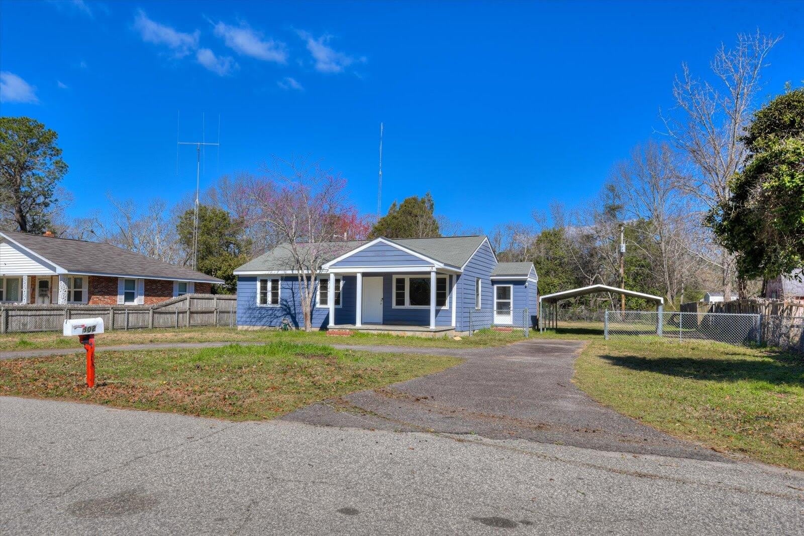 302 Burgess Drive – photo 4