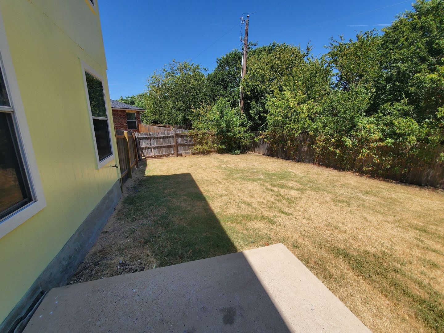 Wonderful 3 Bed 3 Bath Home – photo 2