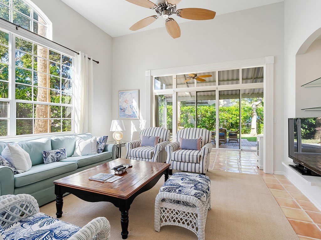 8823 Lakeside Circle – photo 2