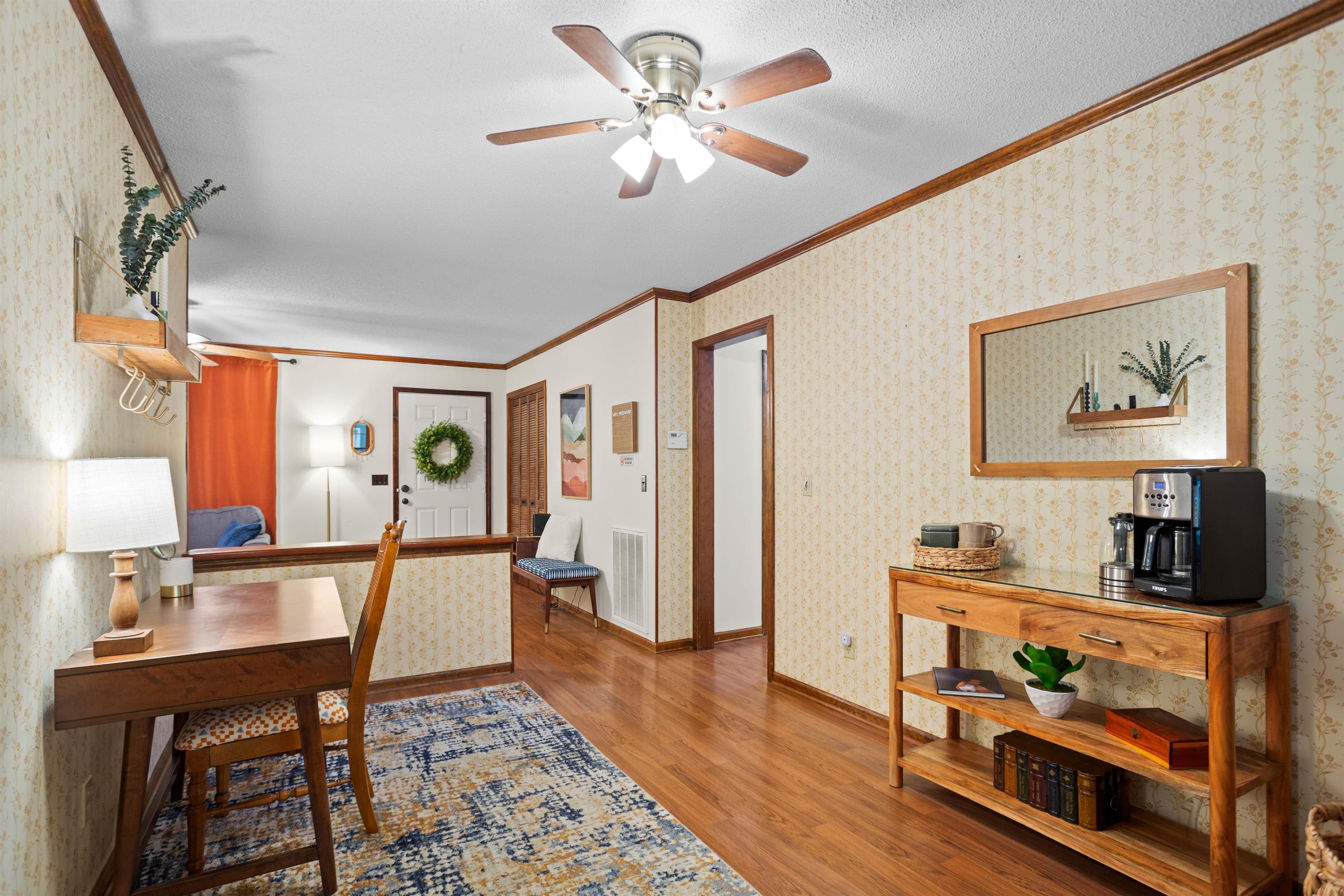 708 East Butternut Road – photo 4