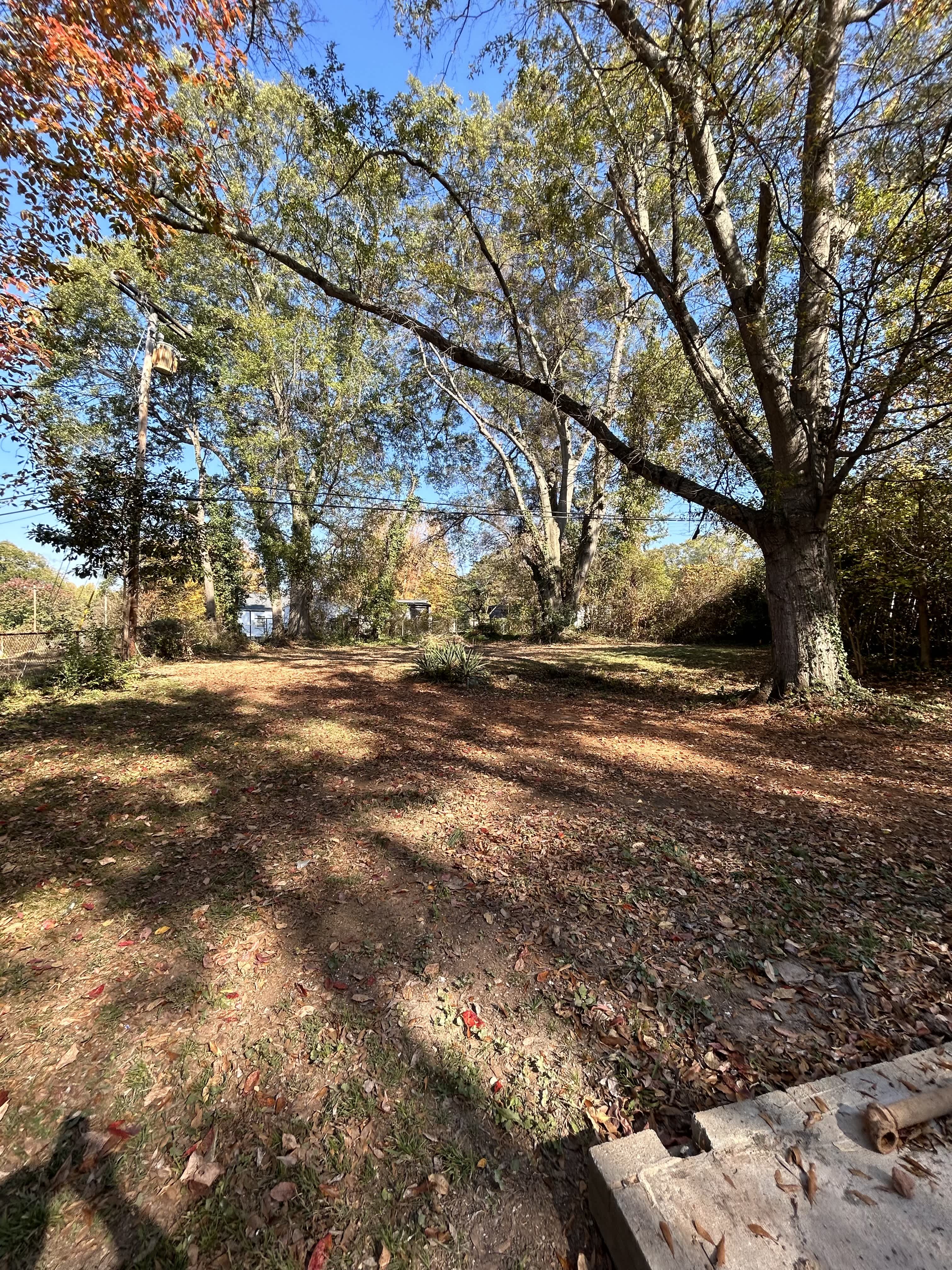 567 Houston St – photo 4