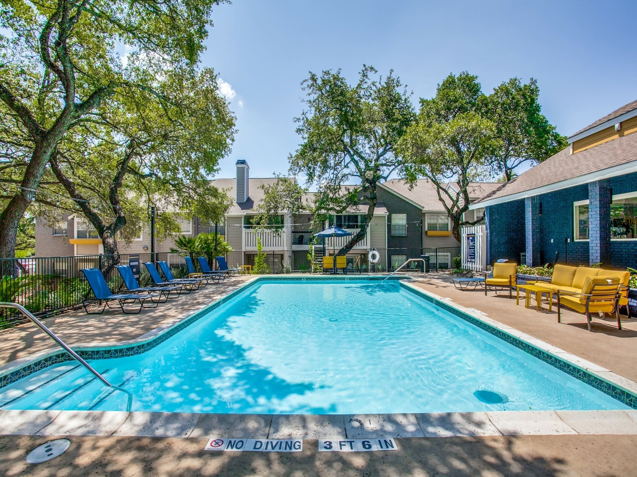 The Joseph At Huebner – photo 2