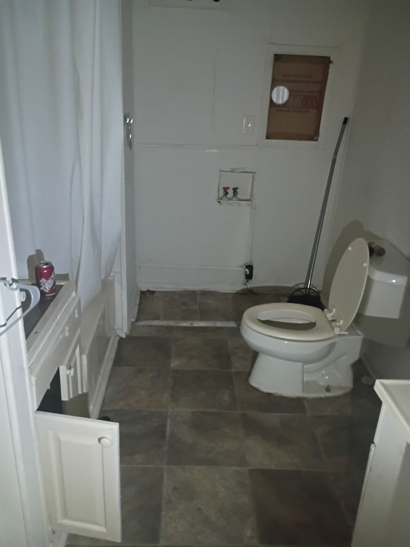 2 Bedroom 1 Bathroom Mobile Home Community – photo 3