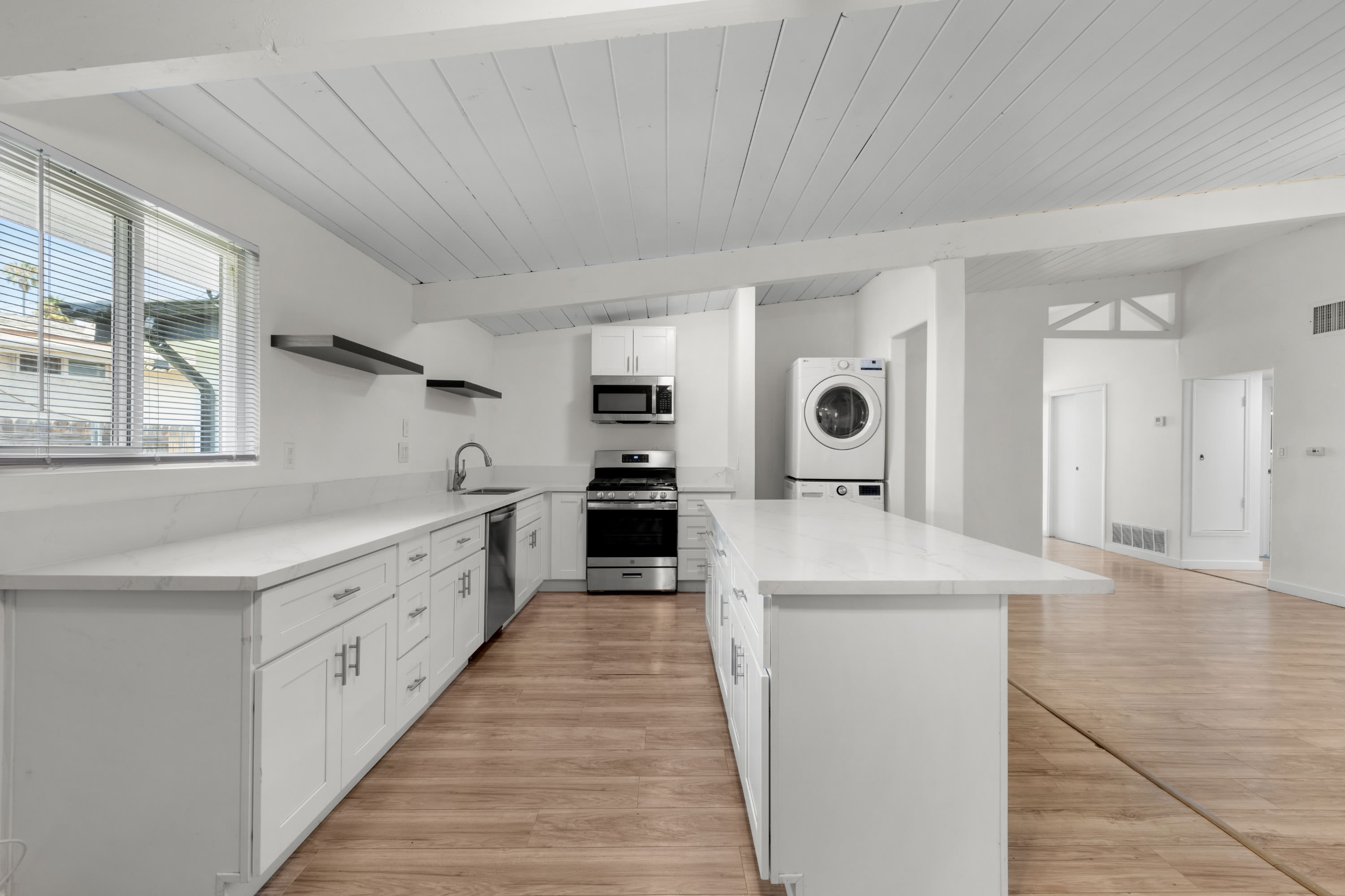 4926 54Th St – photo 4