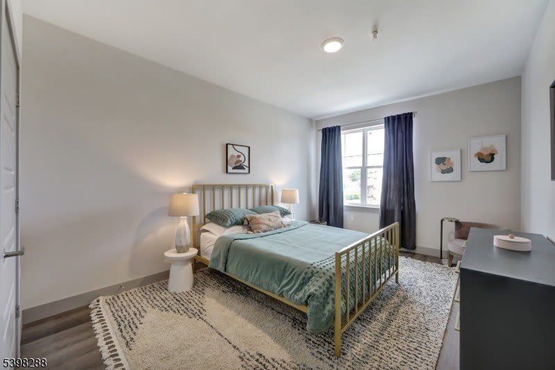 558 Franklin Avenue – photo 4