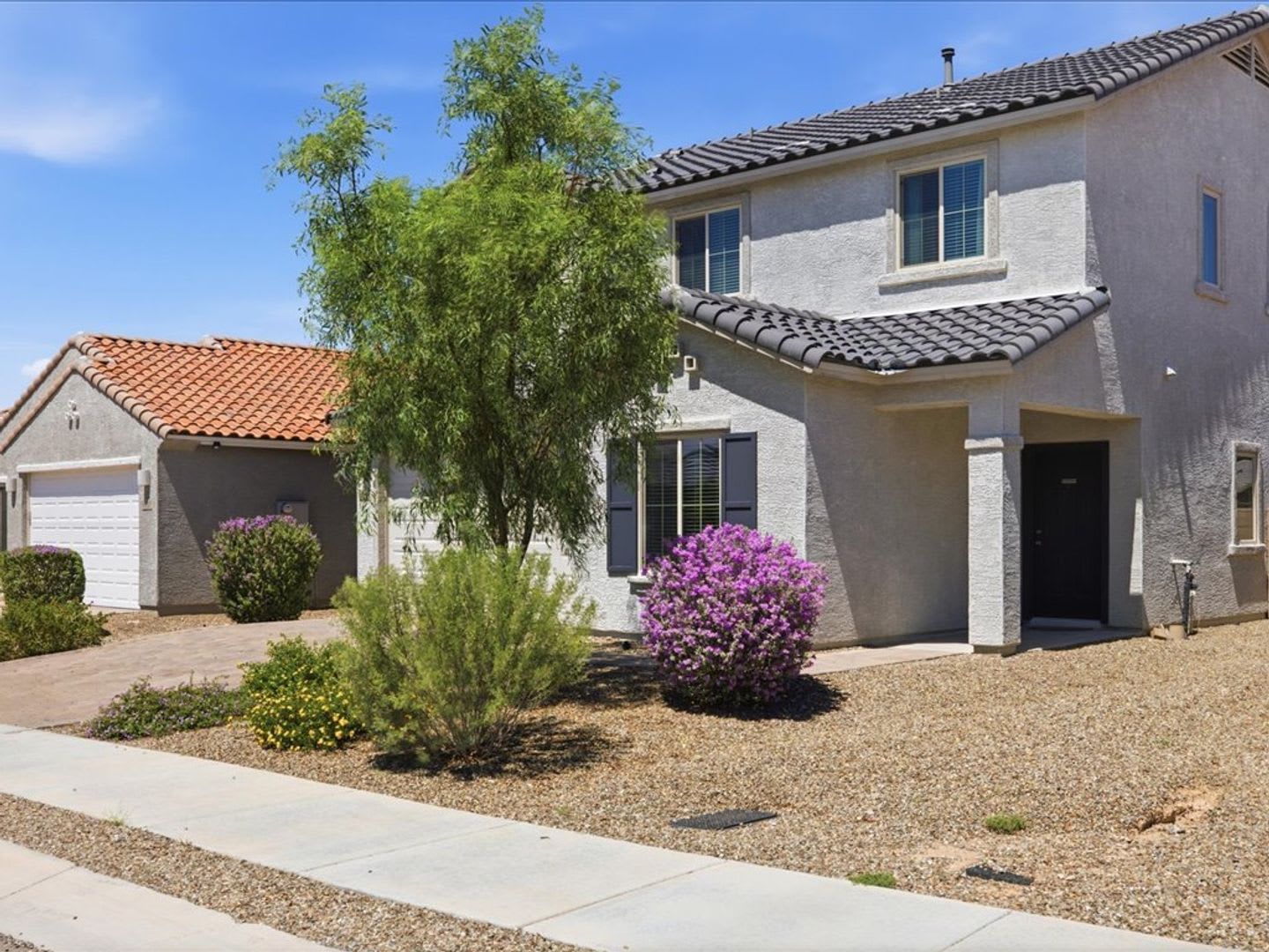 Spacious Two-Story 4-Bedroom Home with Community Amenities! – photo 3