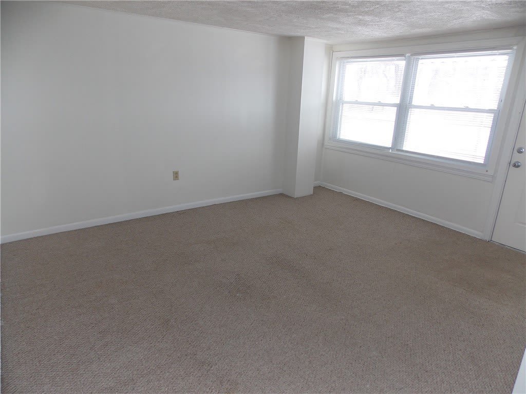 110 Saltarka Ln. – photo 4