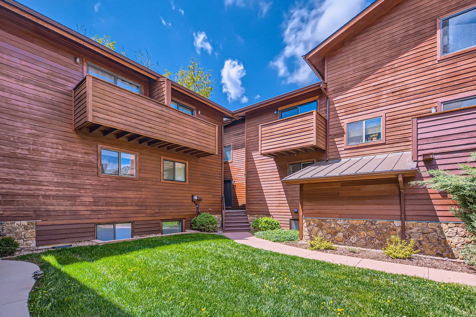 Cozy 2 BDR Home in Boulder with Hot Tub – photo 5