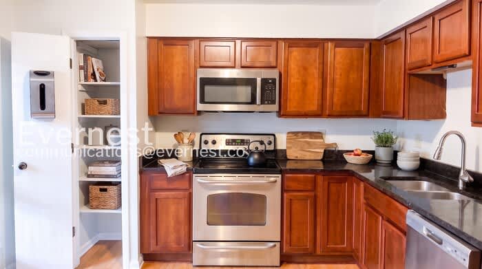1268 Michigan Avenue – photo 2