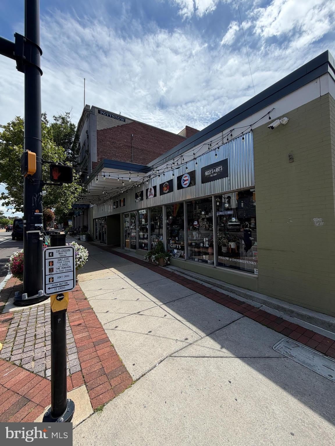 300 E High Street – photo 2