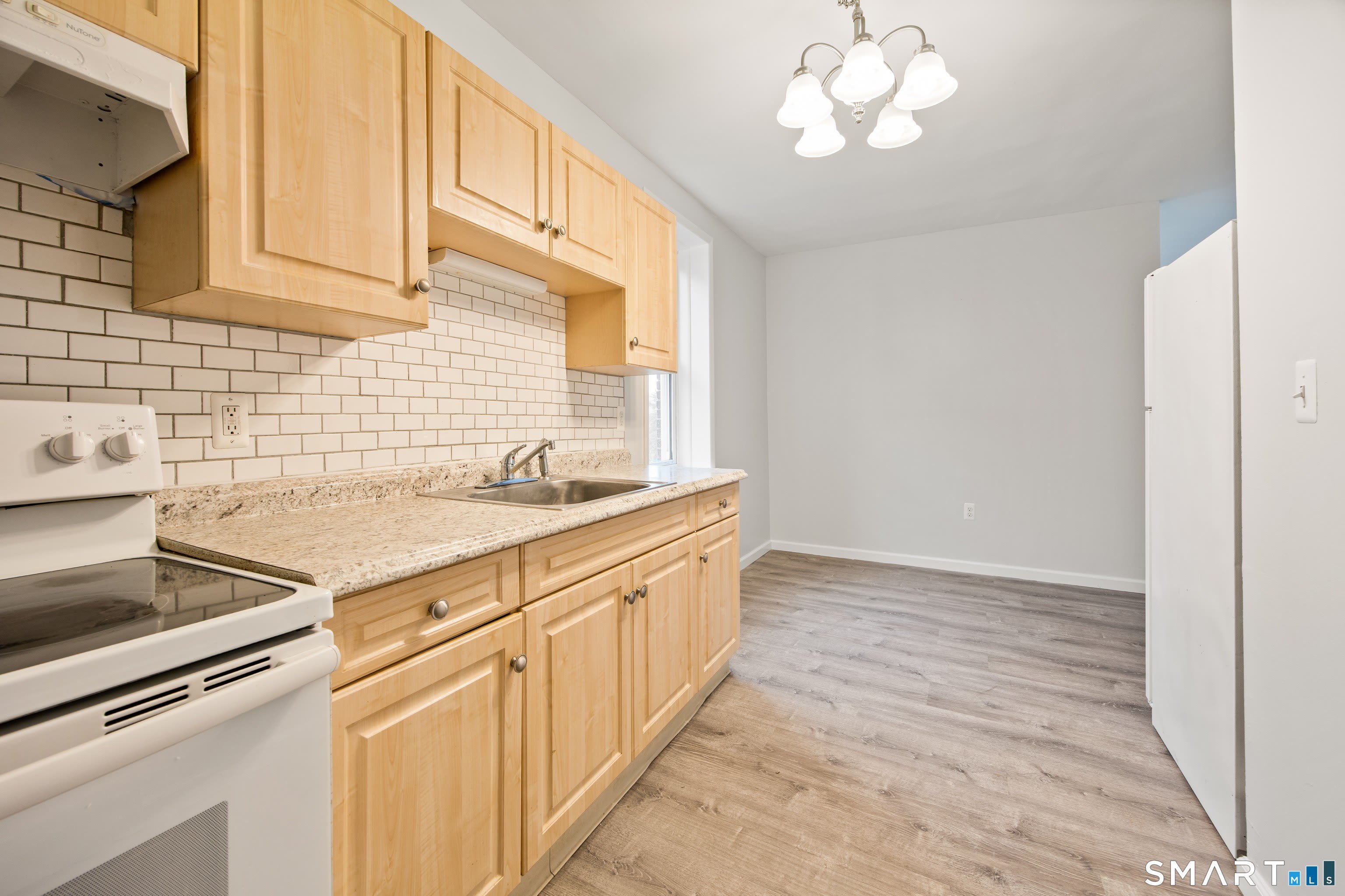 60 Center Street – photo 5