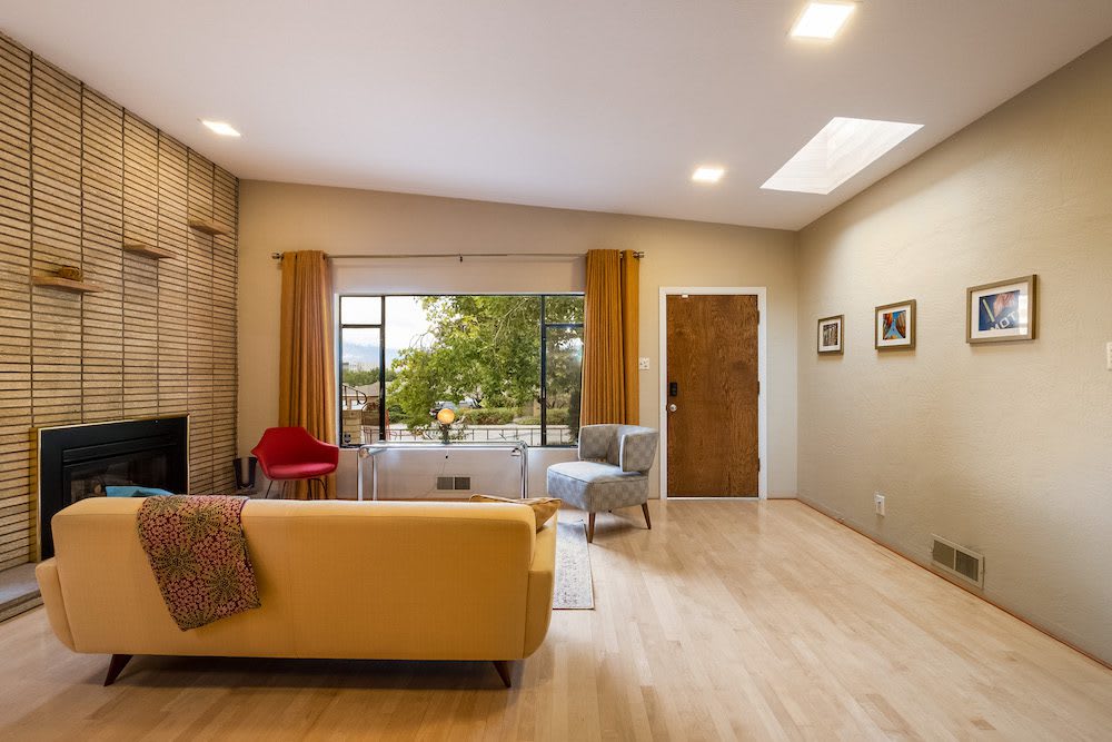 305 Aliso DR SE – photo 3