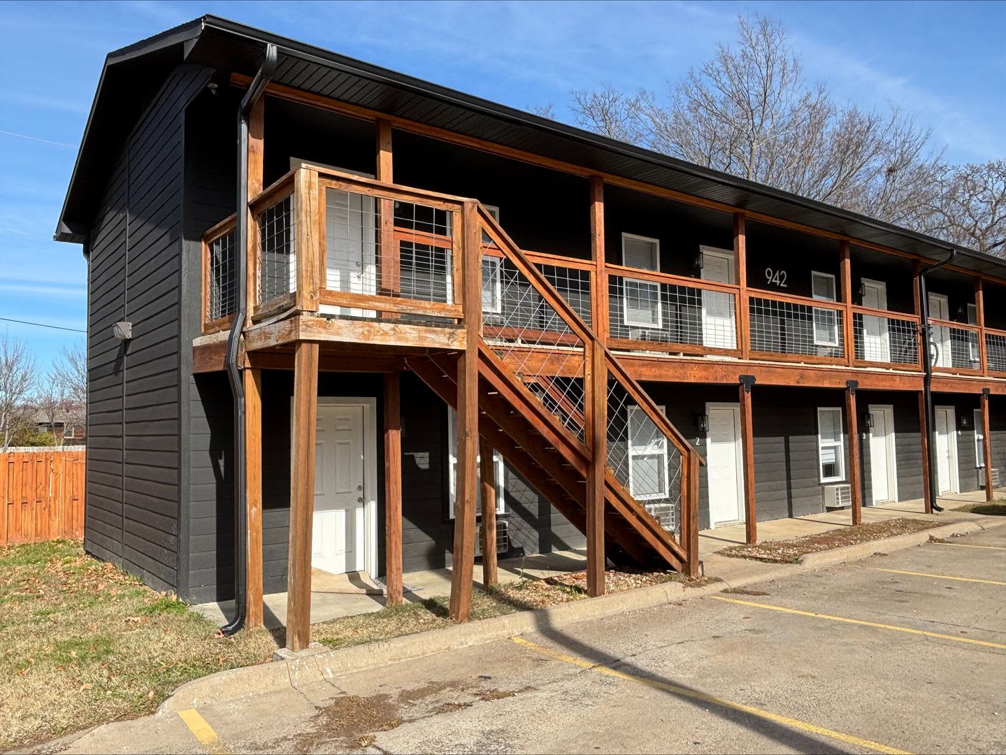 942 W Holly Street – photo 4