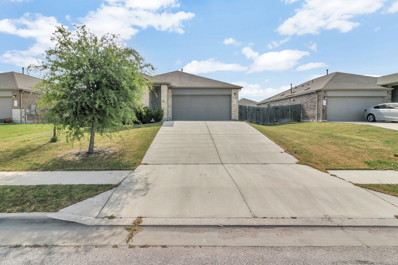 21316 Quick Fox Drive Pflugerville, TX 78660 ~ $250 off of 1st months rent~ – photo 2