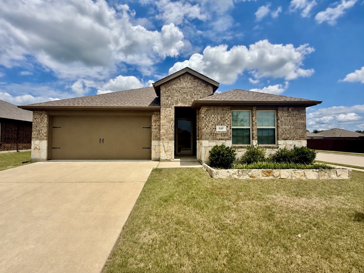 717 Cottonwood Way – photo 1