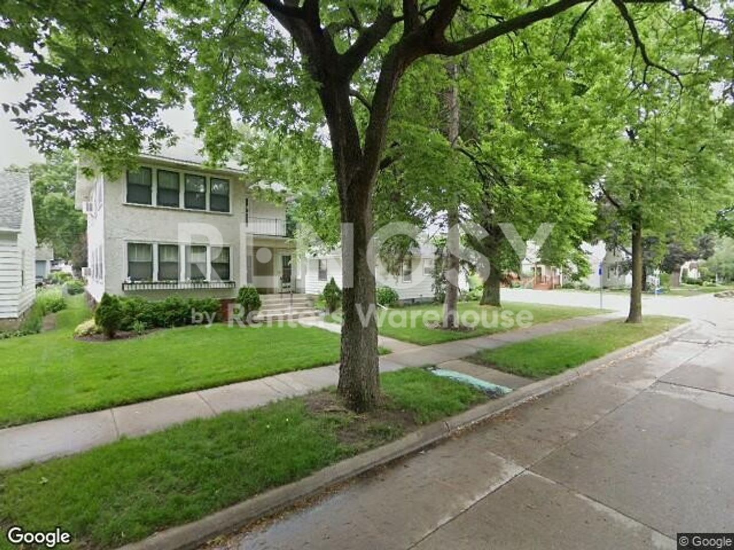 Available September 1st, 2 Bedroom 1 Bath Duplex in Minneapolis – photo 1