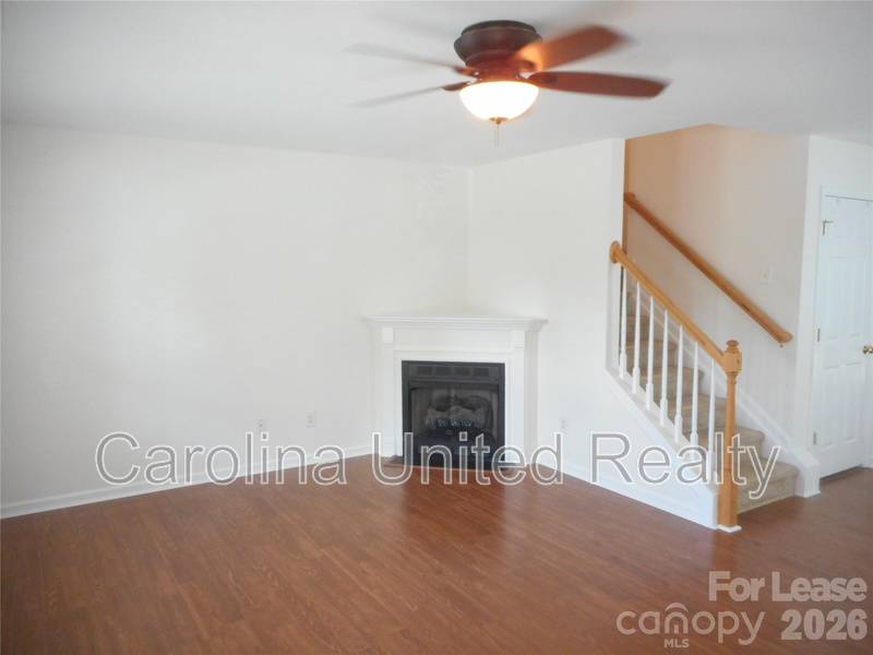 322 Deep Water Ln – photo 4