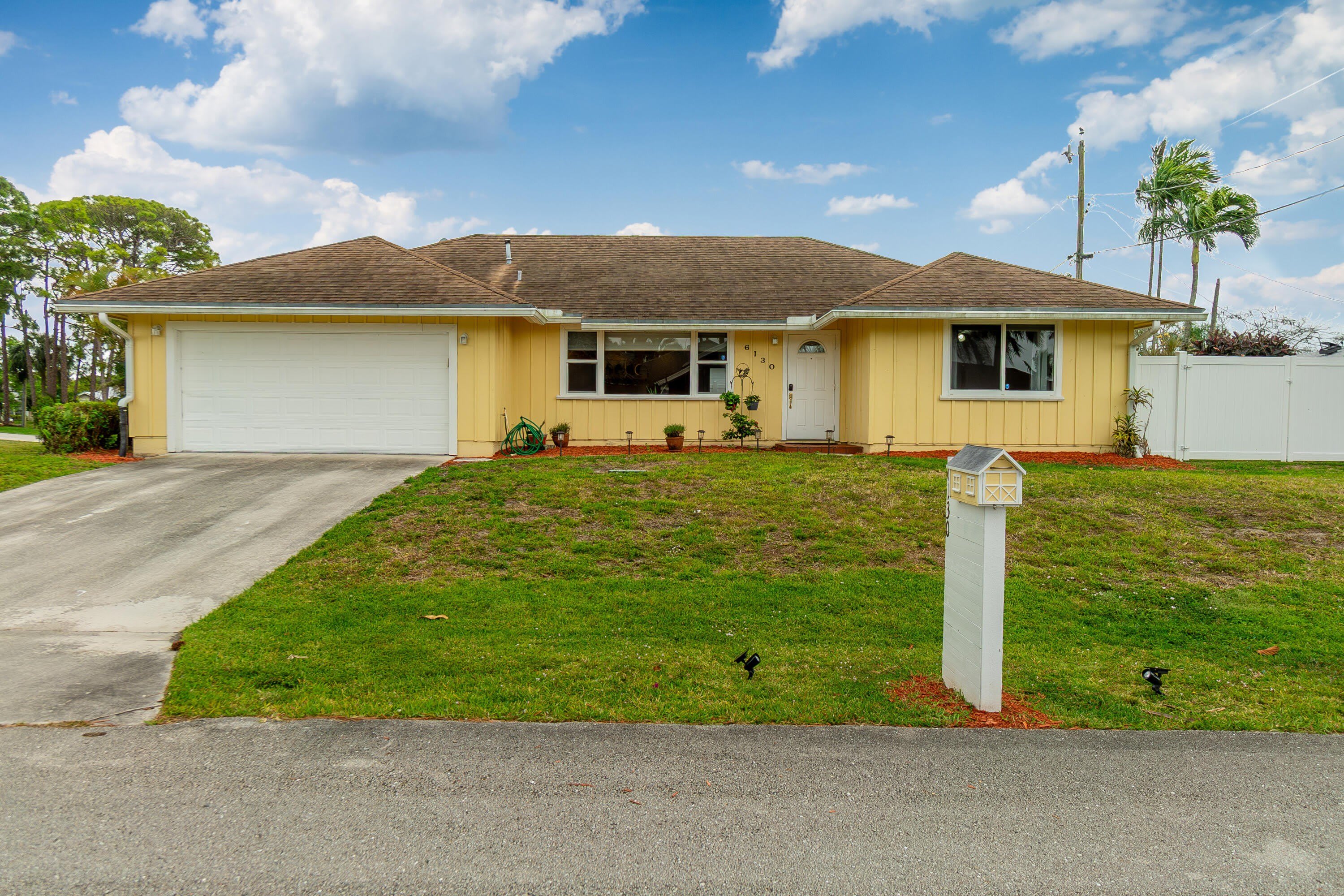 6130 Francis Street – photo 2