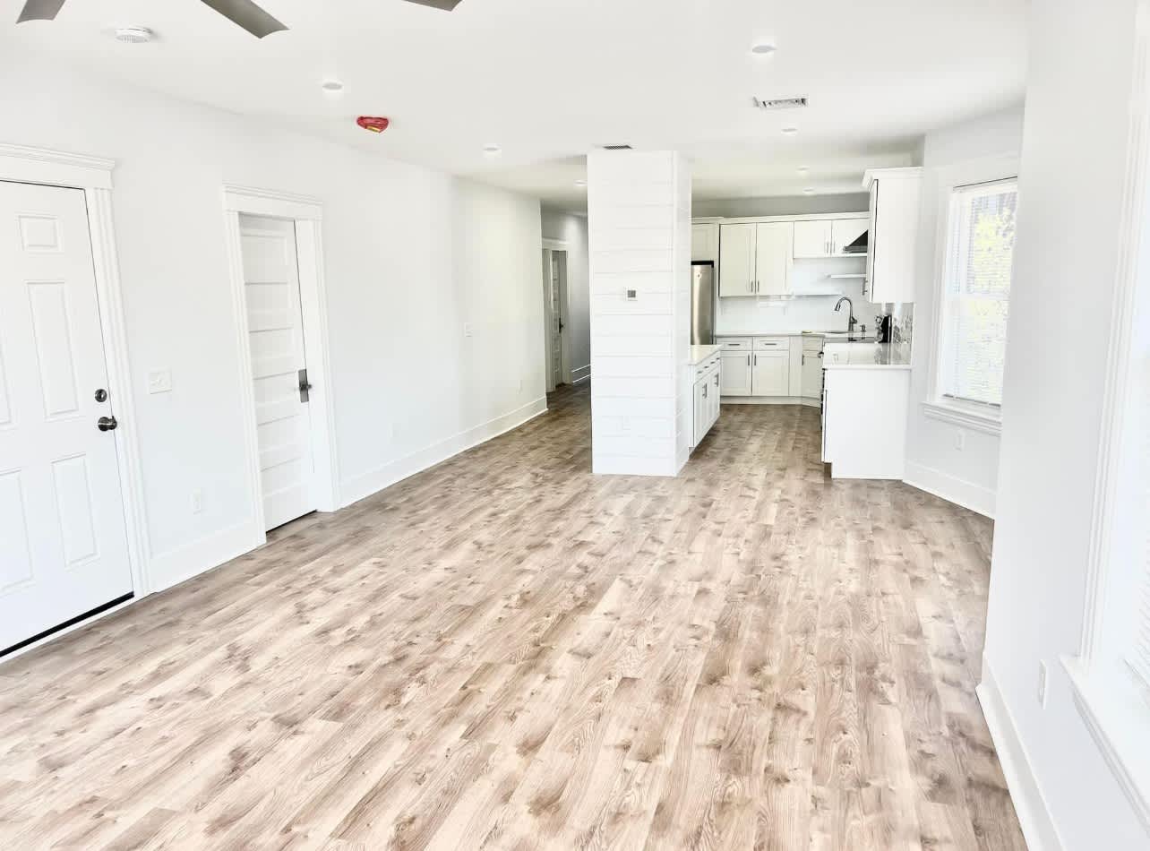 24 Windham St – photo 4