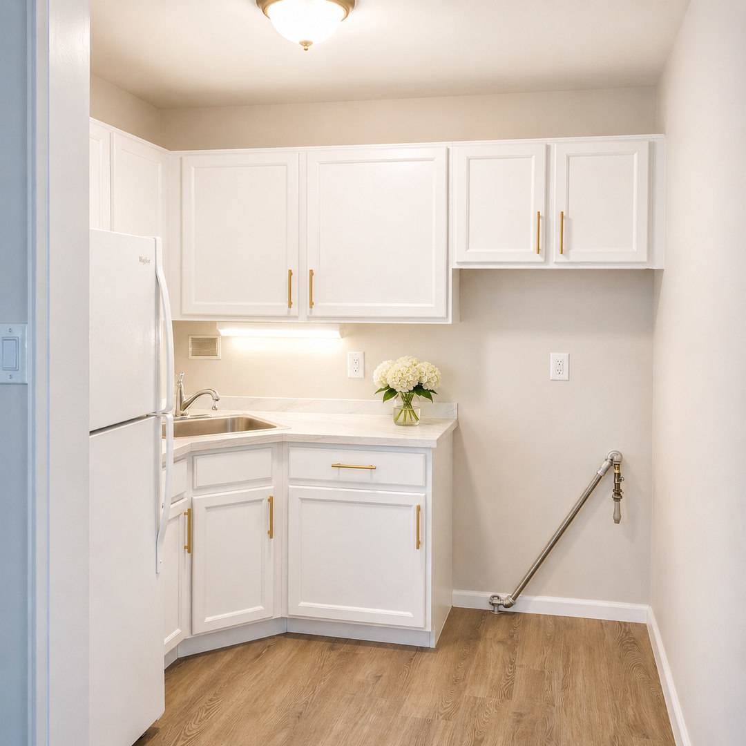 2026 Move In Special 500 Lease Signing Bonus Spacious Top Floor 2 Bedroom Condo With Balcony In Bladensburg – photo 2