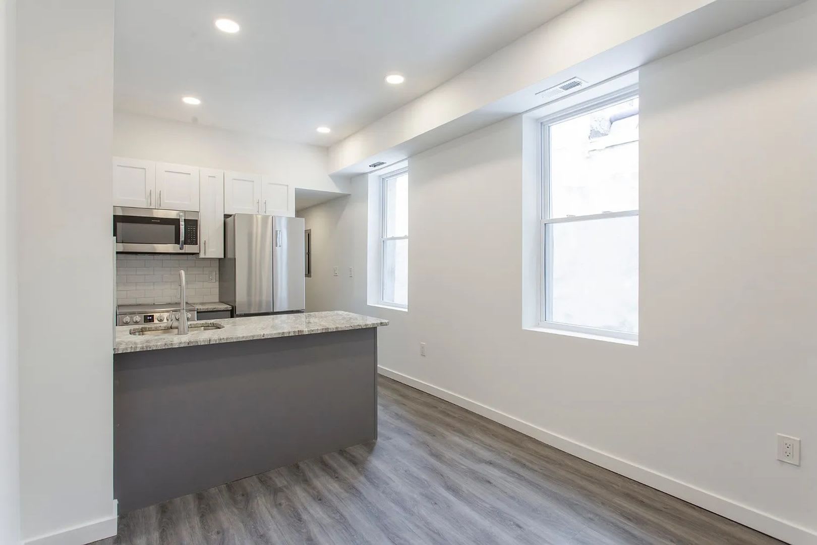 2131 N 8Th St – photo 2
