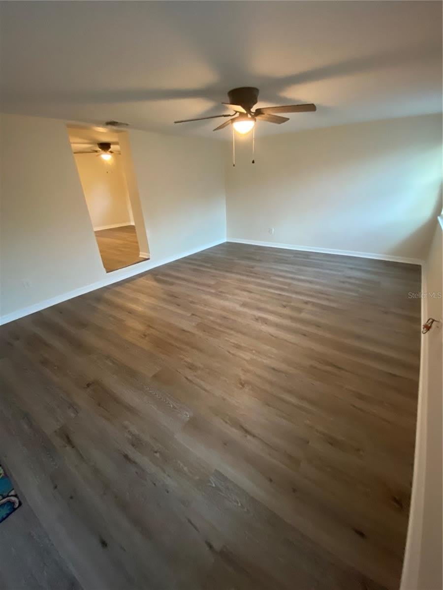 803 E HAZZARD Avenue – photo 3