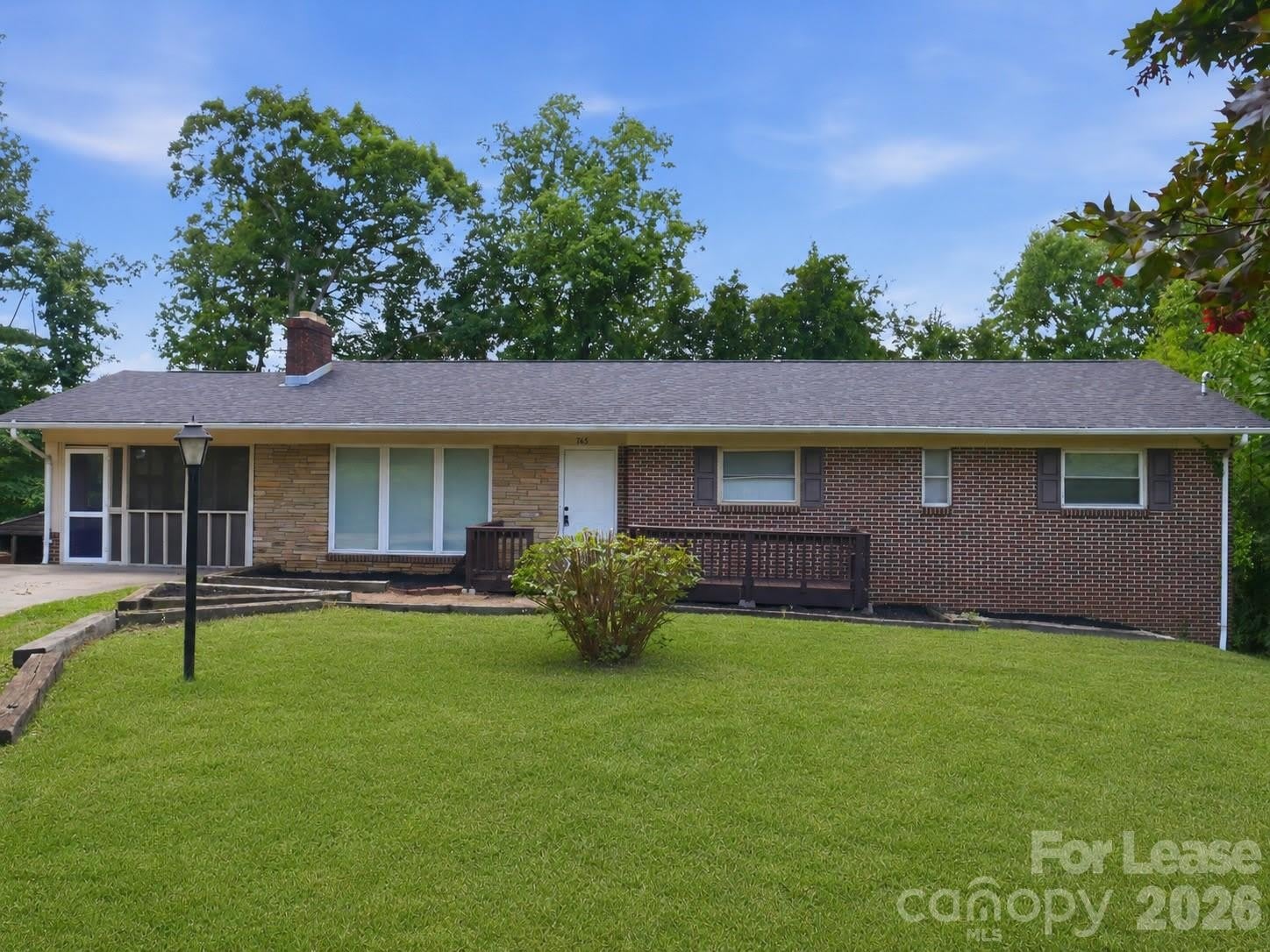 765 8th Avenue Drive SE – photo 1