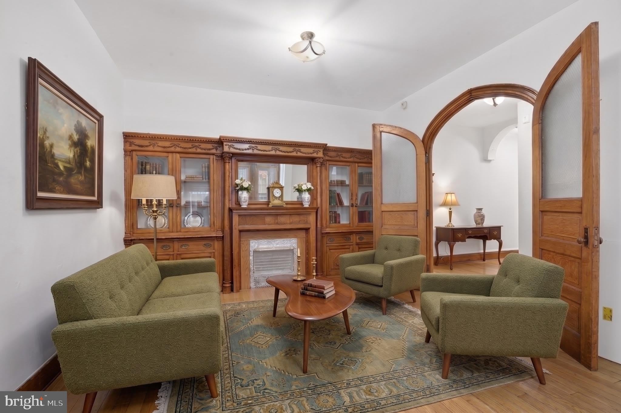 4011 PINE Street – photo 1