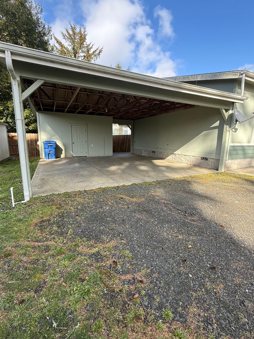 Newly Renovated 3 bed/2 bath manufactured home! – photo 4