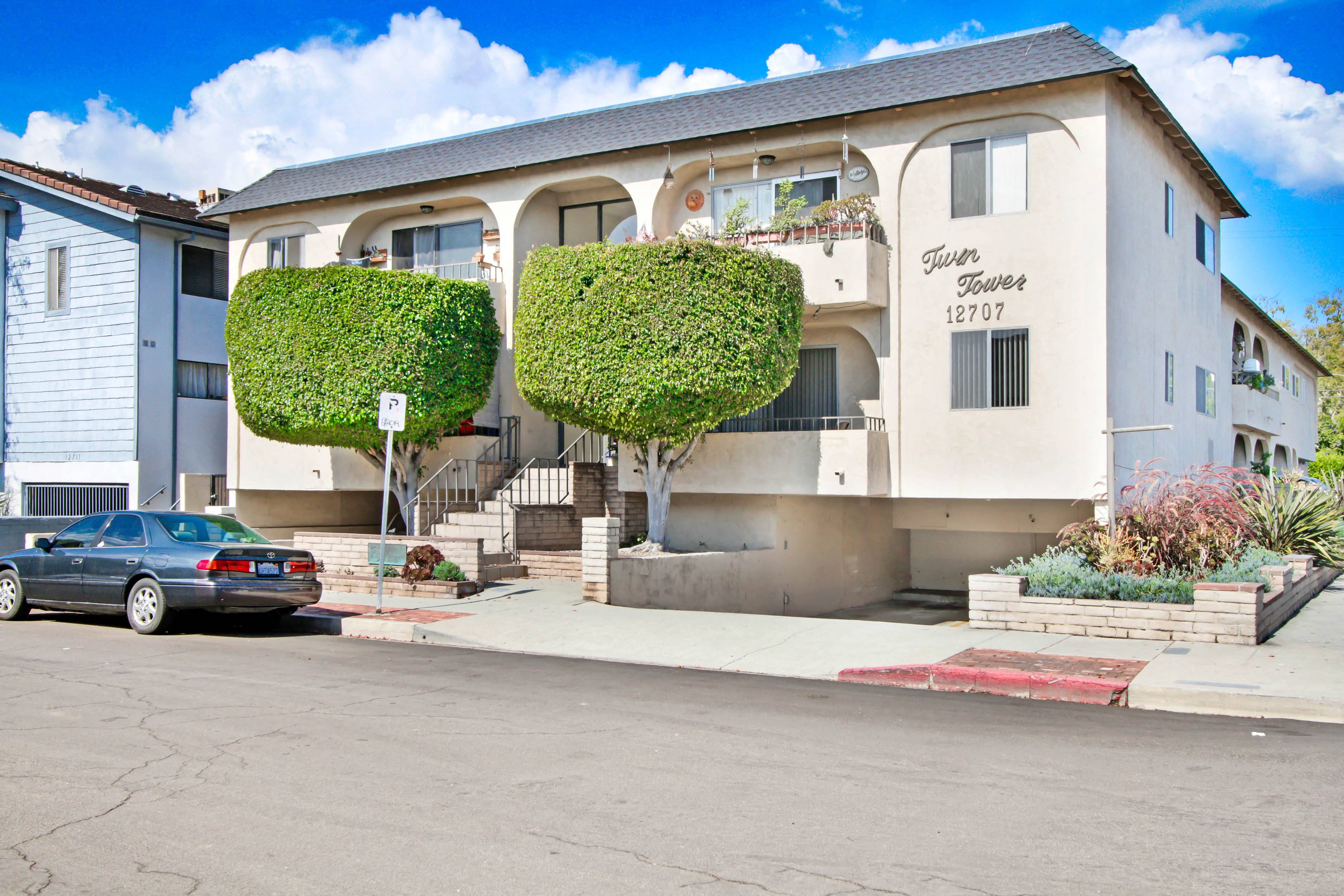 12707 Mitchell Apartments – photo 3