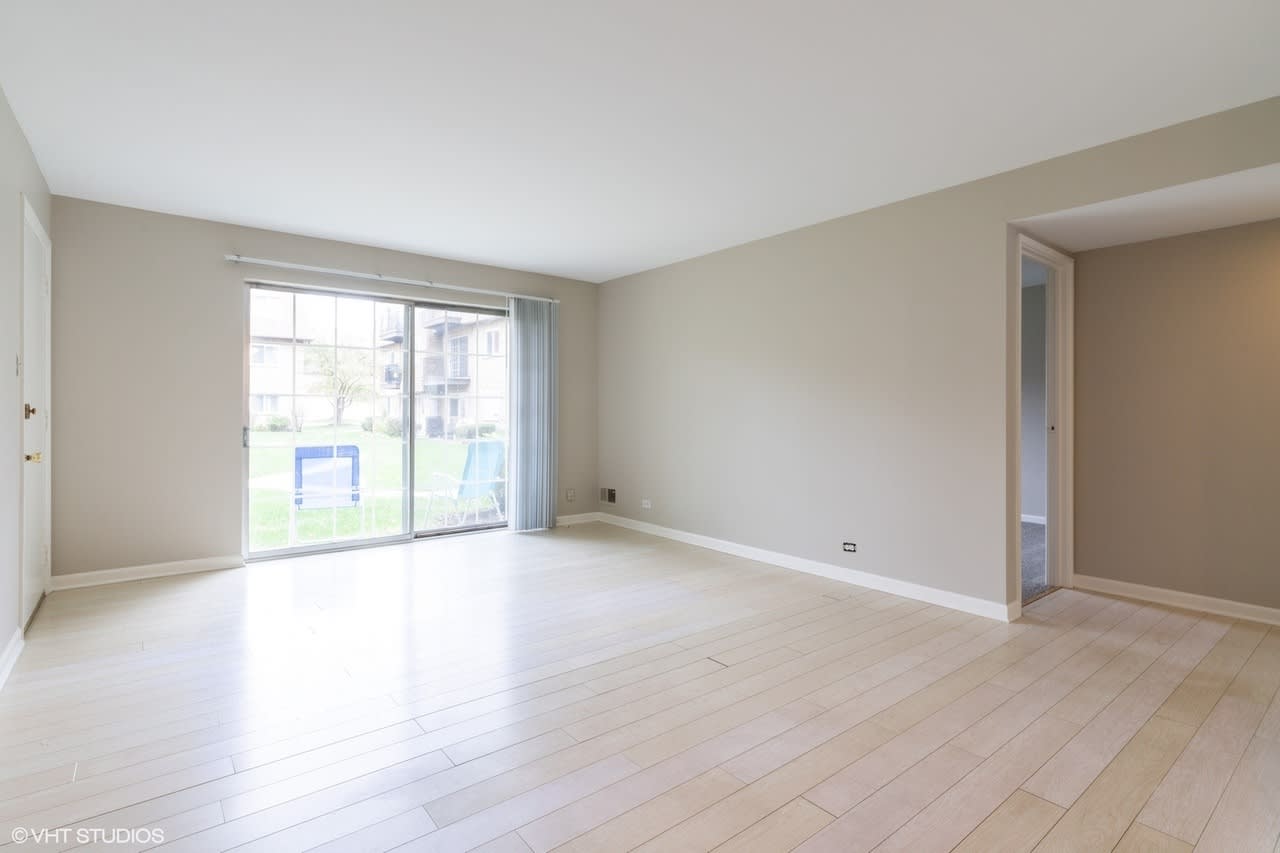 9426 Bay Colony Dr – photo 4
