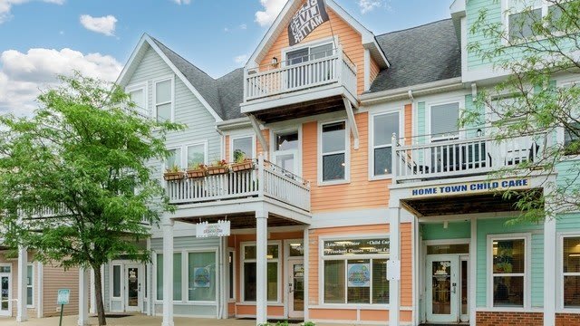 1675 Town Center Street – photo 2