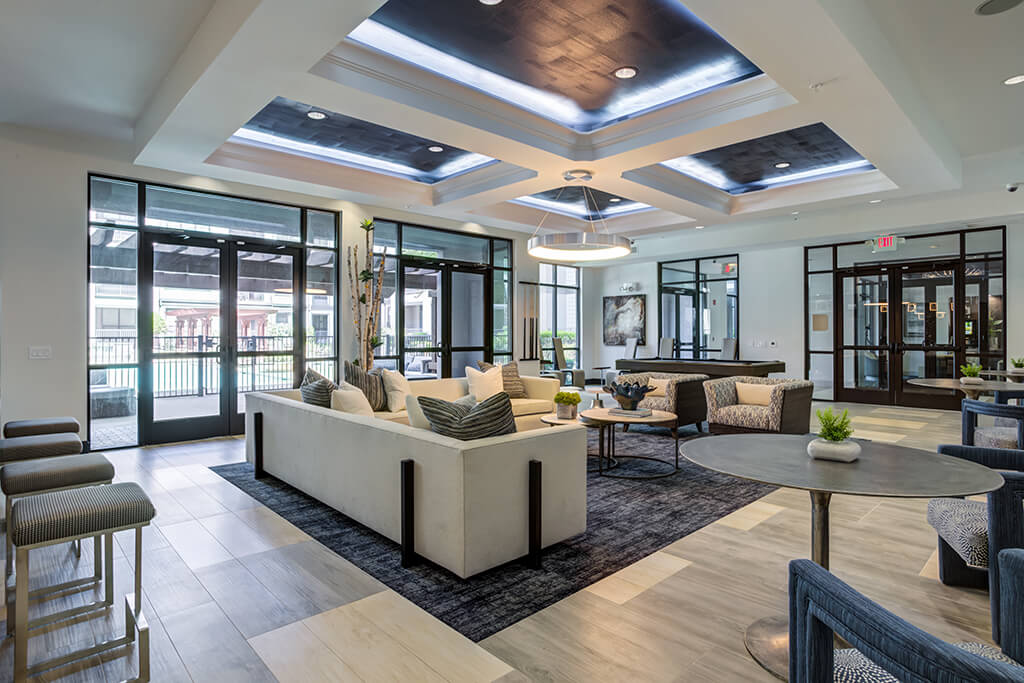 Caroline Uptown West – photo 3
