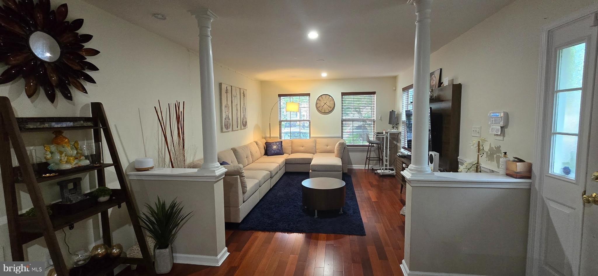 222 FOUNTAYNE Lane – photo 5