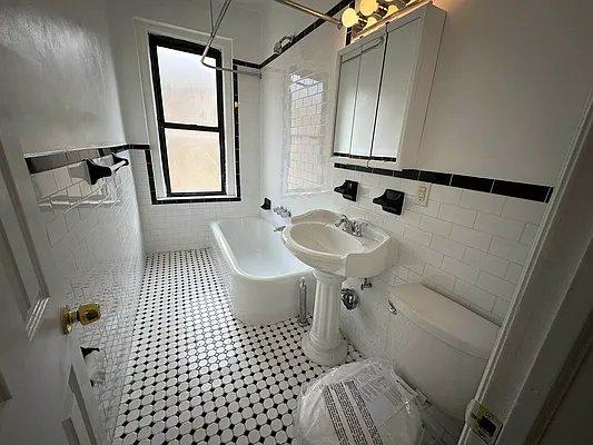85 Mcclellan Street – photo 5